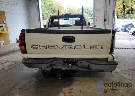 2005 Chevrolet Silverado C1500 из США, поврежденный, VIN 1GCEC14XX5Z209369